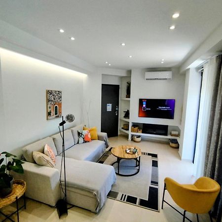 Floral Home 1 - Ground Floor Apt With Courtyard And Private Parking! Athen Eksteriør bilde