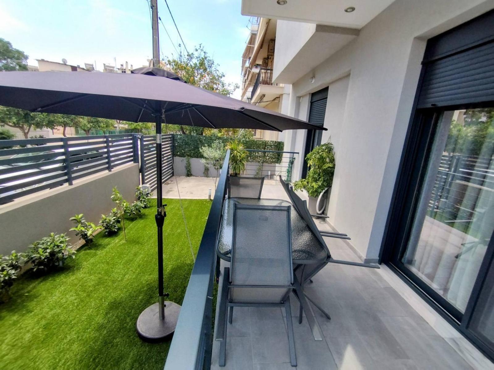 Floral Home 1 - Ground Floor Apt With Courtyard And Private Parking! Athen Eksteriør bilde