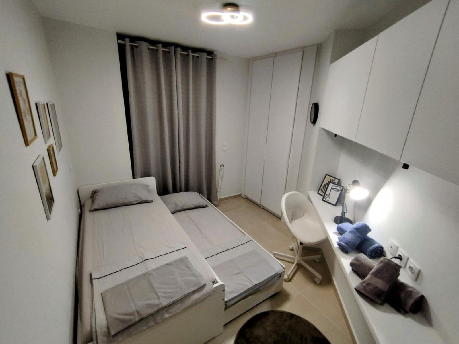 Floral Home 1 - Ground Floor Apt With Courtyard And Private Parking! Athen Eksteriør bilde