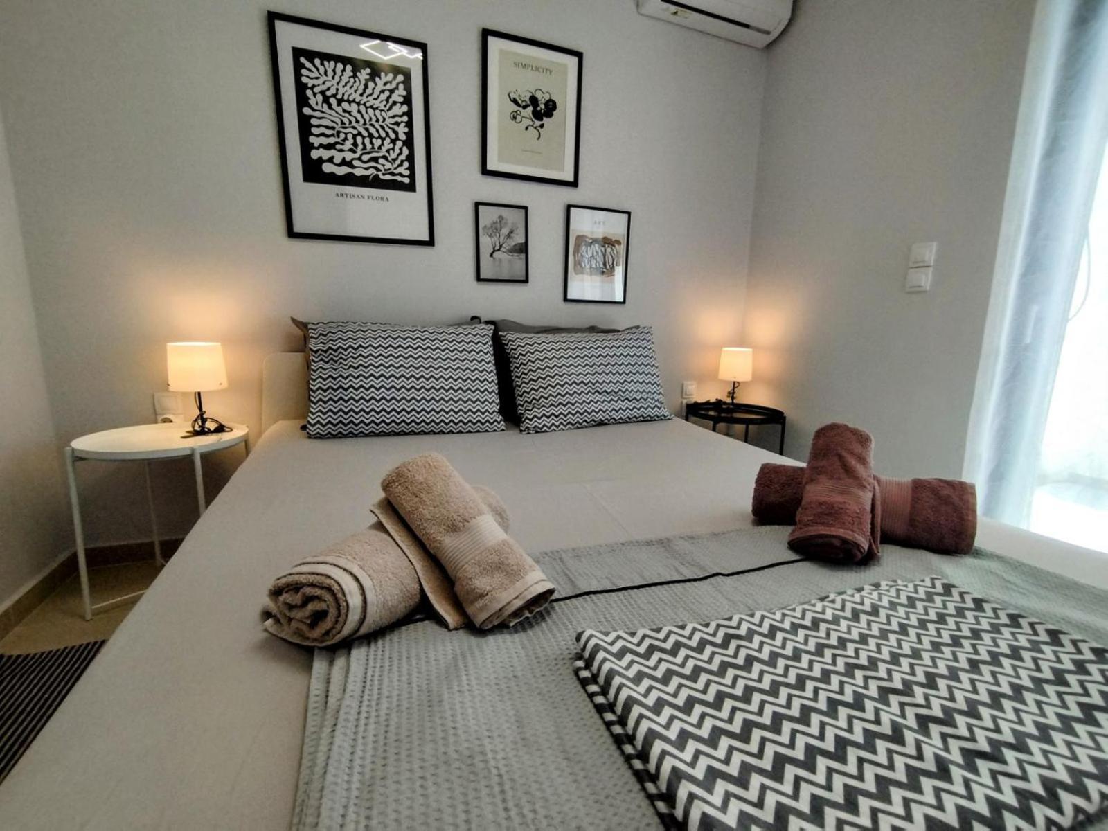 Floral Home 1 - Ground Floor Apt With Courtyard And Private Parking! Athen Eksteriør bilde