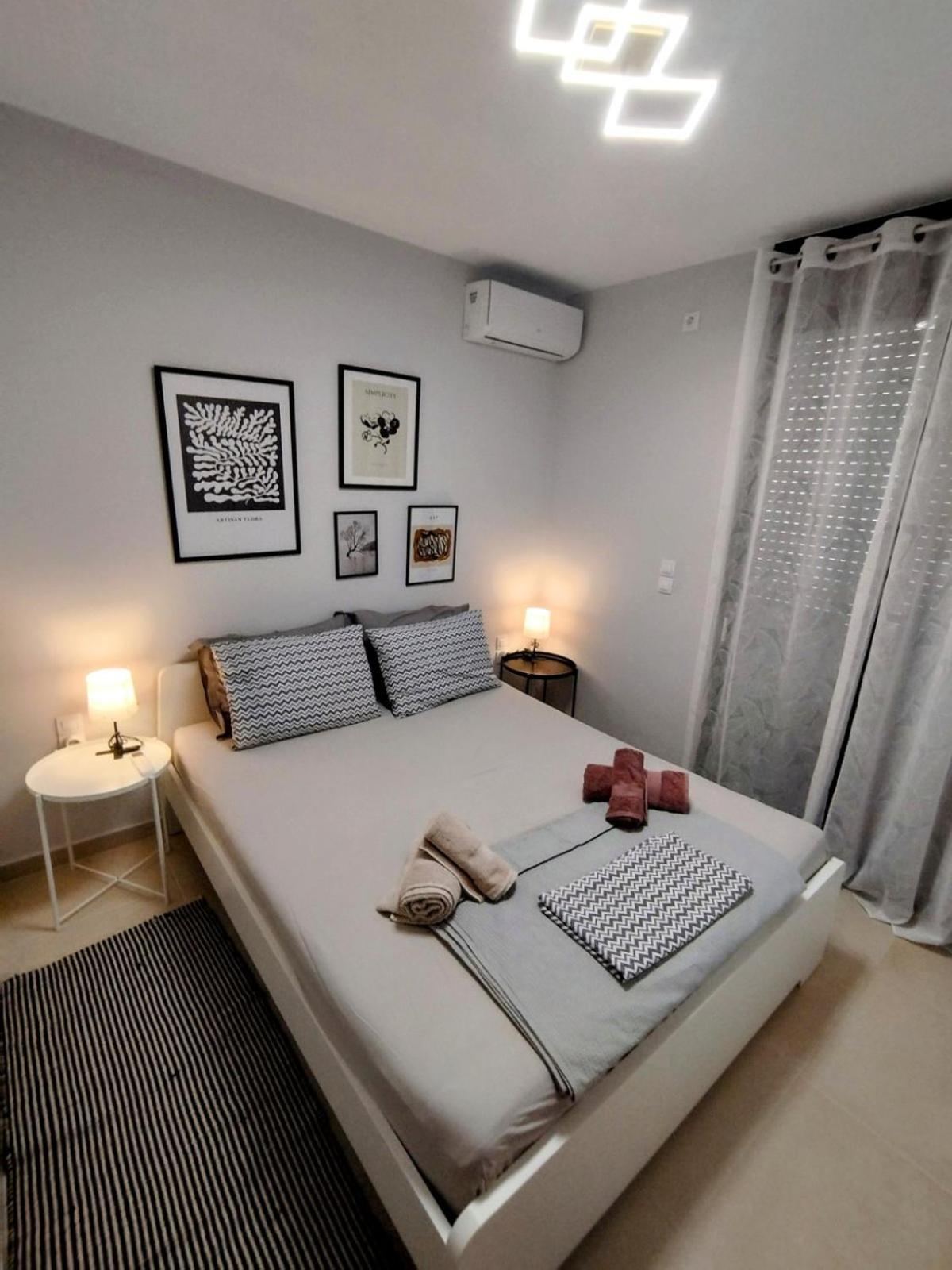 Floral Home 1 - Ground Floor Apt With Courtyard And Private Parking! Athen Eksteriør bilde