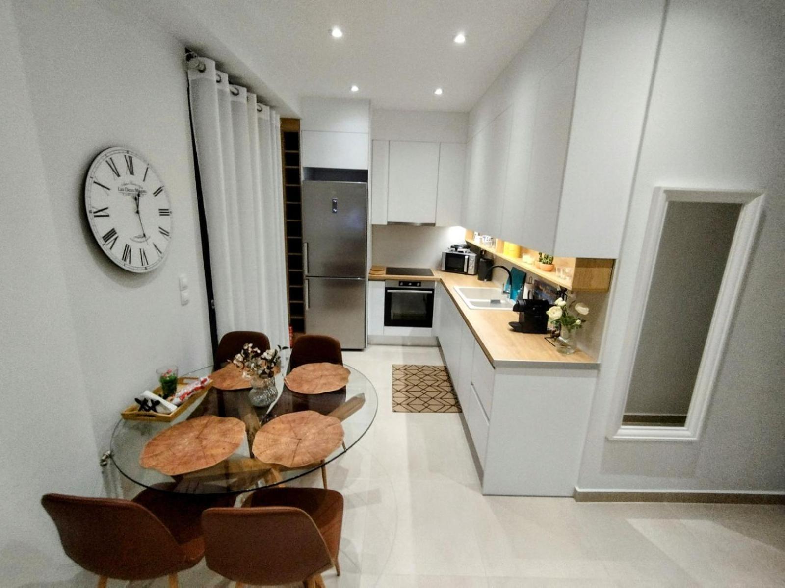 Floral Home 1 - Ground Floor Apt With Courtyard And Private Parking! Athen Eksteriør bilde